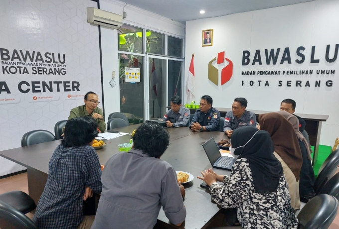 Staf PPNPN dilingkungan Sekretariat Bawaslu Kota Serang di Evaluasi 