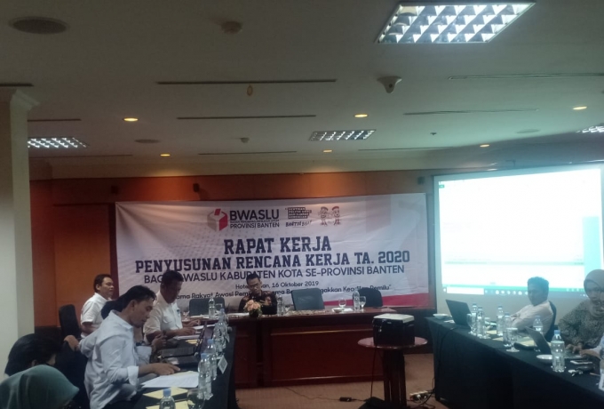 Bawaslu Banten Rapatkan Penyusunan Rencana Kerja Tahun Anggaran 2020