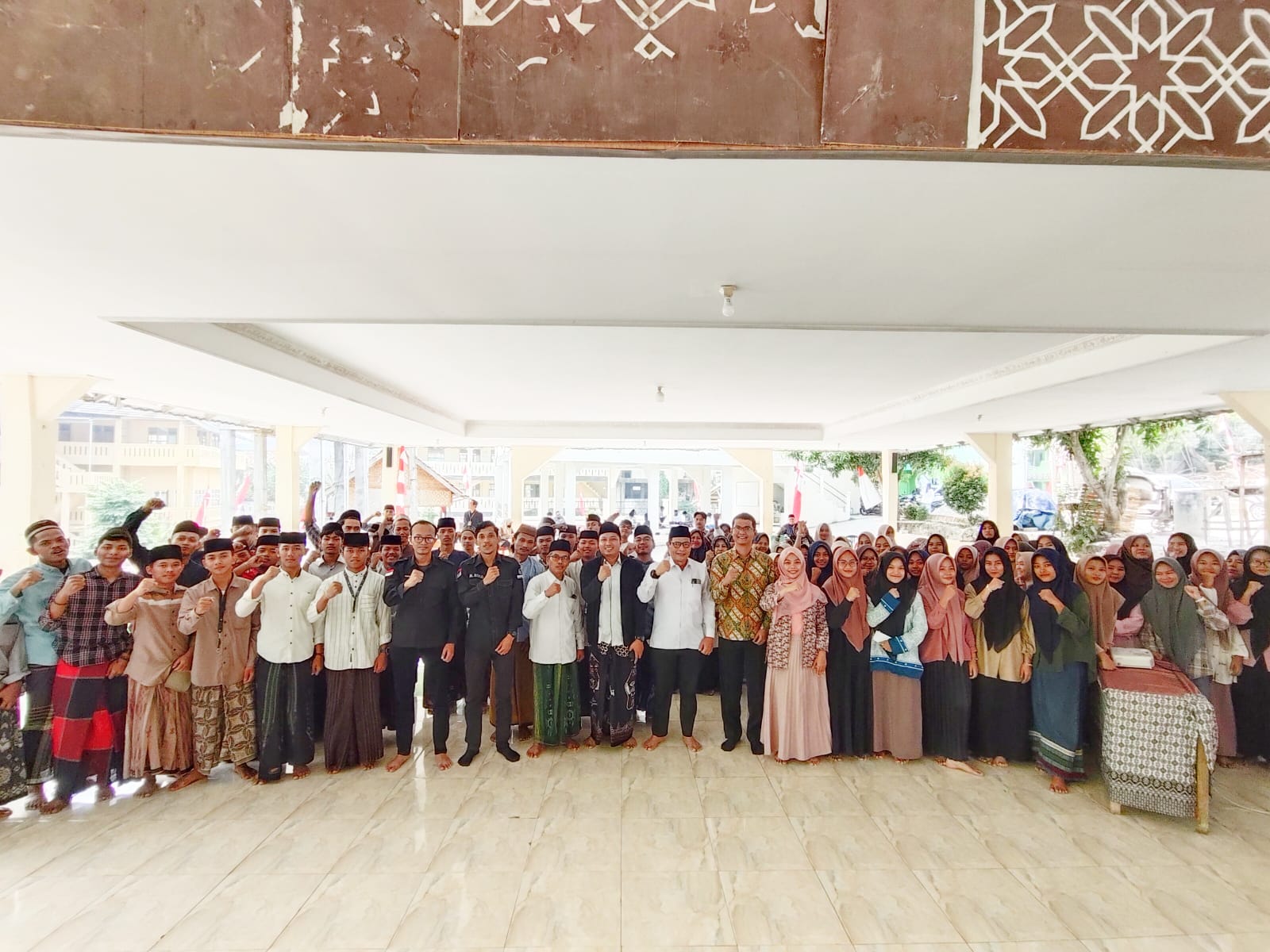 Bawasku Edukasi Santri di Pondok Pesantren (Ponpes) Al Fathaniyah, Kota Serang