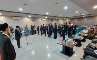18 Orang Anggota Panwaslu Kecamatan Terpilih Resmi di Lantik
