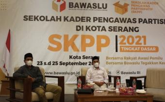 Bawaslu Banten Ajak Peserta SKPP Mengenal Sistem Pemilu dan Kepartaian