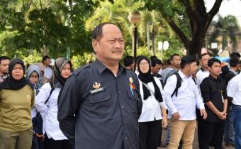 Almarhum Makmun Murod Merupakan Sosok Displin Dalam Bekerja