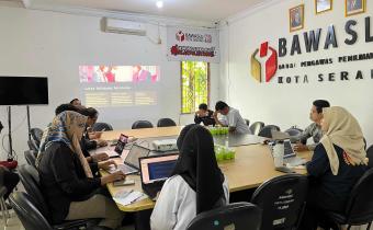 Kajian UMR di Bawaslu Kota Serang
